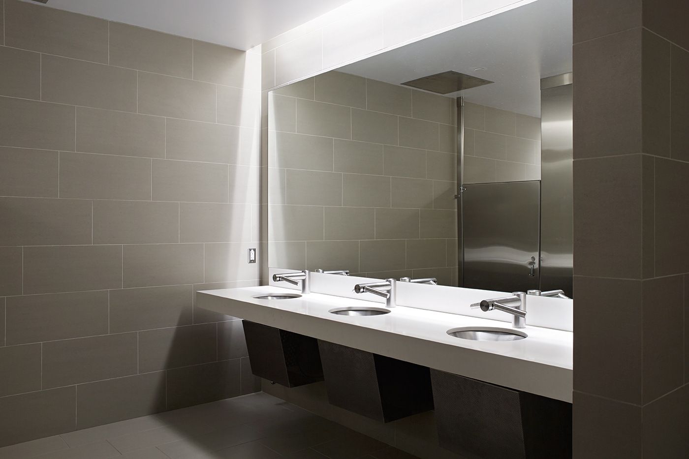 Sparkling Bathrooms
